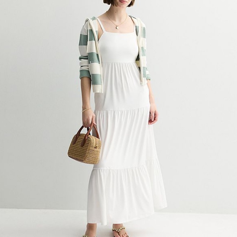 NWT Juniors' SO® Tiered Maxi Dress size M